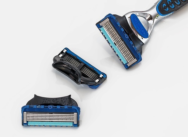 razor-587625_640 razor-587625_640